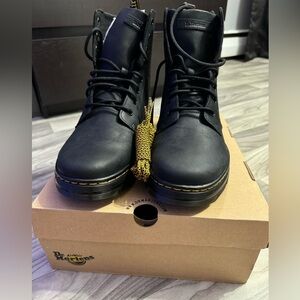 MEN BLACK COMBS LEATHER DR.MARTEN BOOTS